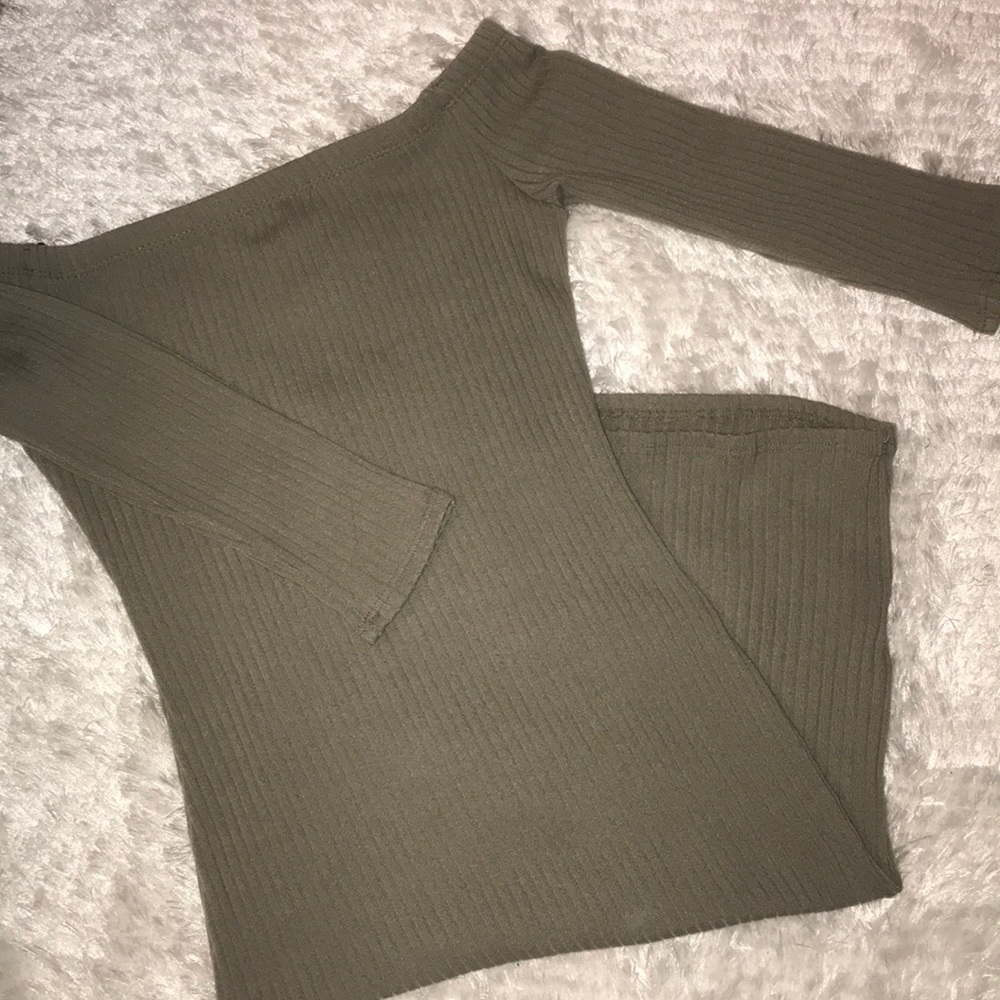 Olive Green Off-the-Shoulder Knee-Length Boycon💓